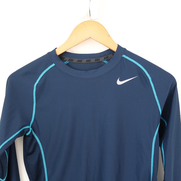 Nike Boy’s Dri-Fit Long Sleeve - Picture 5 of 5